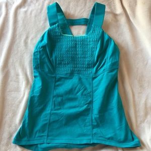 Lululemon teal tank